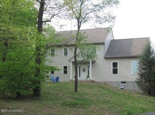41 Nada Ln, Danville, PA 17821
