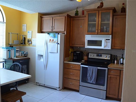 4th image of 2136 Opal Dr