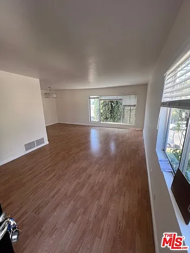 1288 Barry Ave #4 Photo 1
