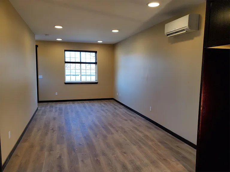 1401 N Water St #3 — Photo 5