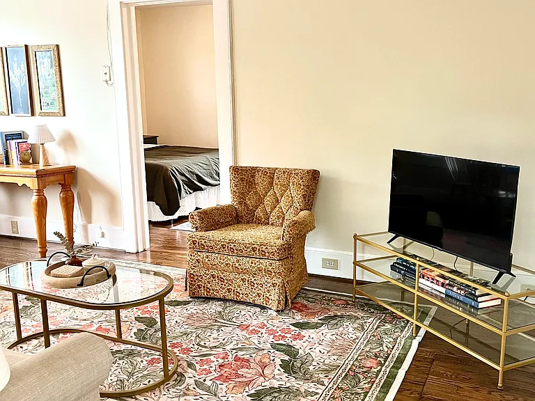 2220 Oceola St — Photo 3