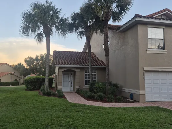 5281 Bowline Ct, Oxford, FL 34484