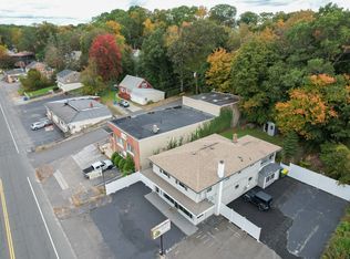 911 Meriden Rd, Waterbury, CT 06705