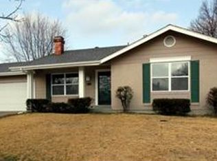 657 Bugle Hill Dr, Florissant, MO