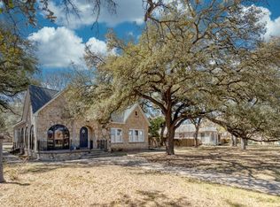 807 N Getty St, Uvalde, TX 78801