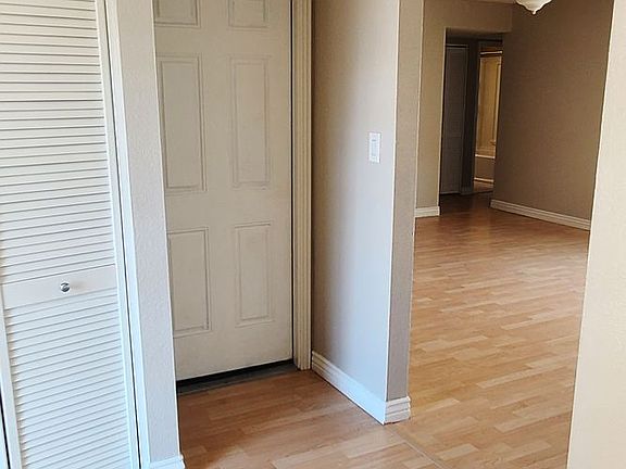 3rd image of 1344 W Nido Ave