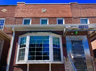 2106 23rd St, Astoria, NY 11105