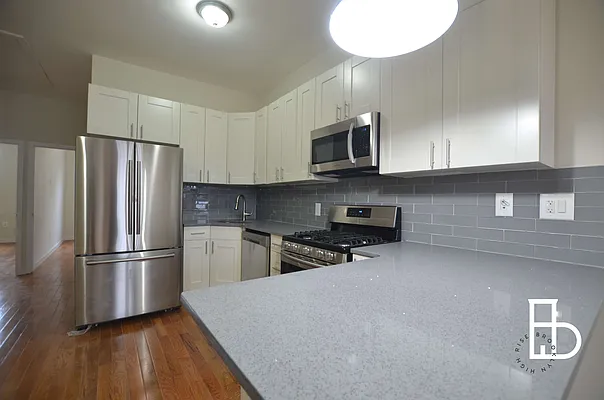 Rented by Miron Realty Group | media 13