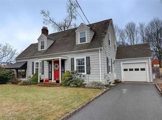 178 Greenwood Ave, Warwick, RI 02886