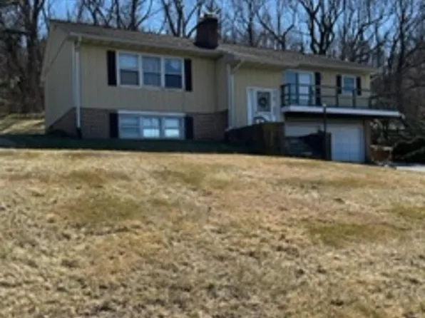 1312 Edgewood Dr, East Earl, PA 17519
