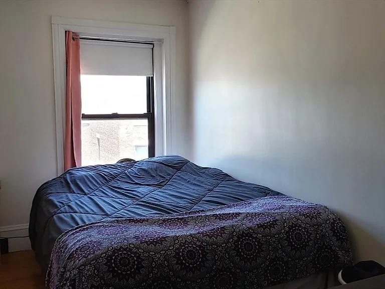 924 Beacon St #8 — Photo 17