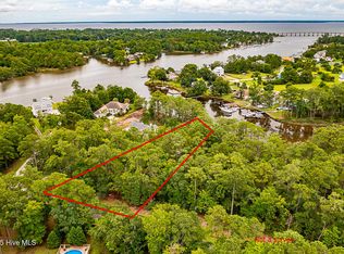 398 Smith Creek Road, Oriental, NC 28571