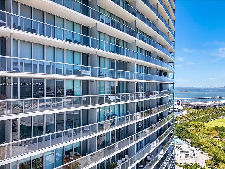 888 Biscayne Blvd #2404 — Photo 35