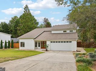 977 Muirfield Dr, Marietta, GA 30068