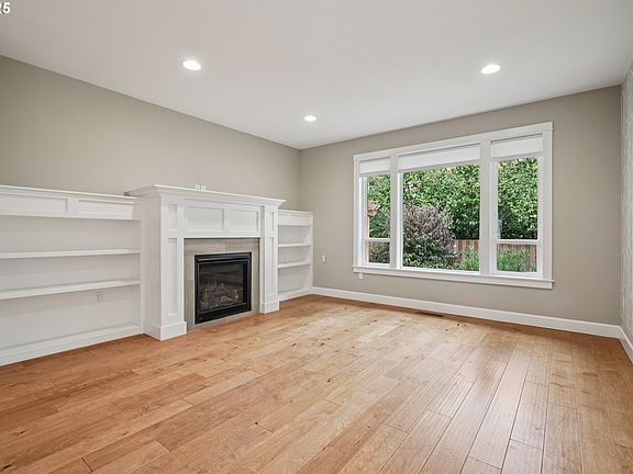 5th image of 14007 SE Cedar Ave