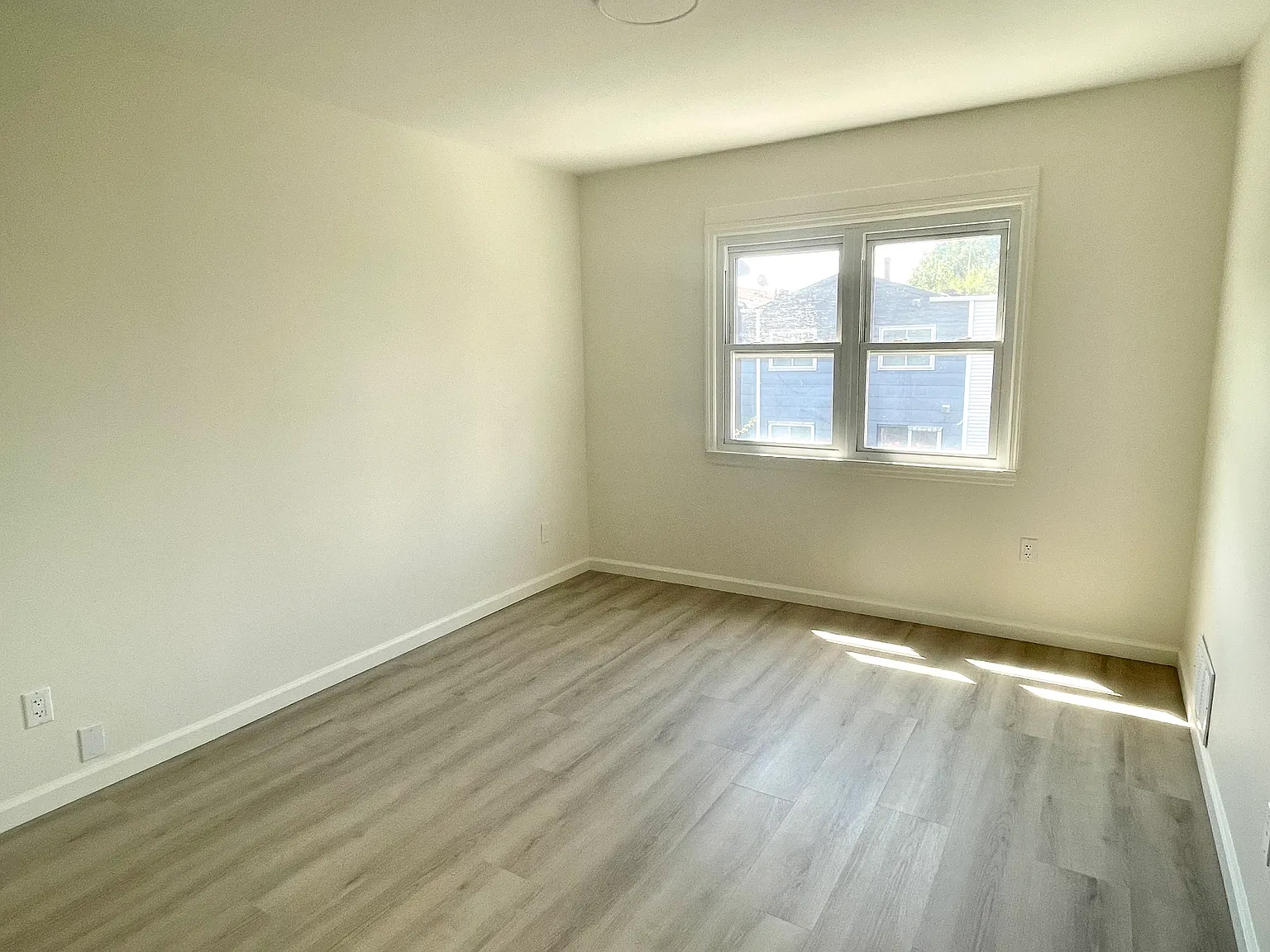 650 Baltic Street — Photo 3