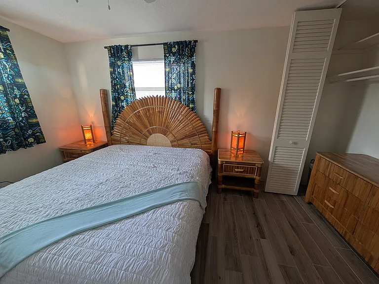 TEMPUR-PEDIC KING Bed in Master Bedroom