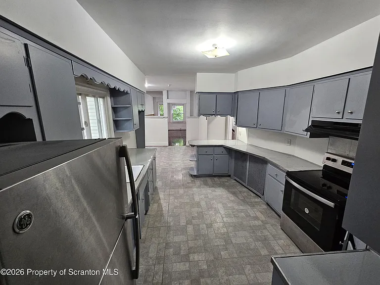 805 Monroe Ave #3 — Photo 4