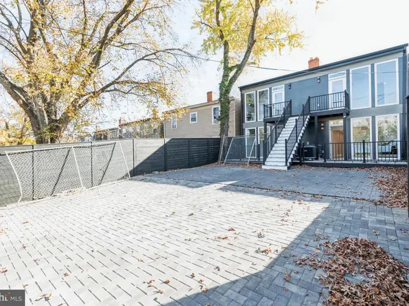 1352 Bryant St NE #P-1, Washington, DC 20018