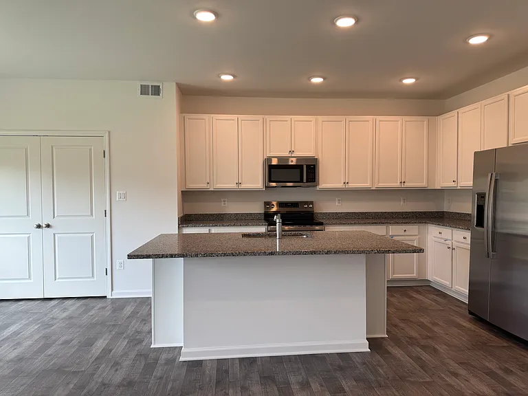 74 Reformation Dr — Photo 3