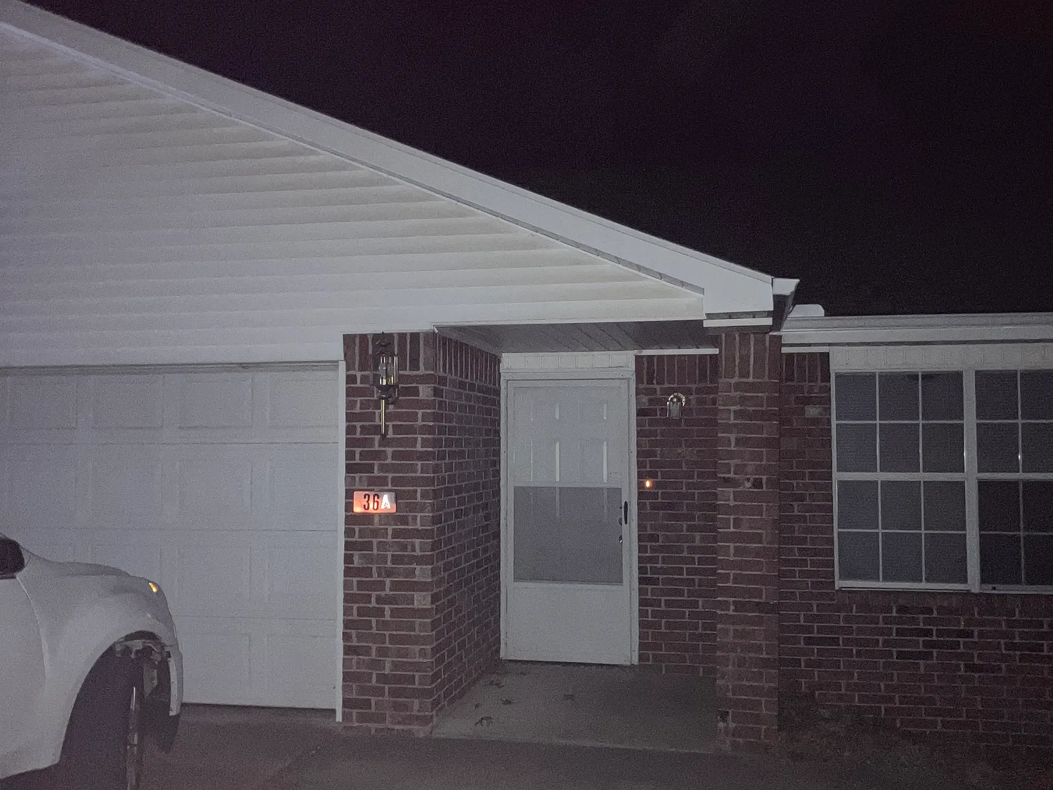 2 bed, 1300 sqft, $1,300 — Photo 1