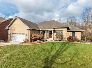 1252 Rosetree Dr, Milford, OH 45150