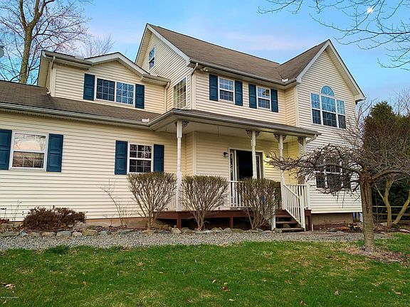 2nd image of 2219 Pine Valley Dr