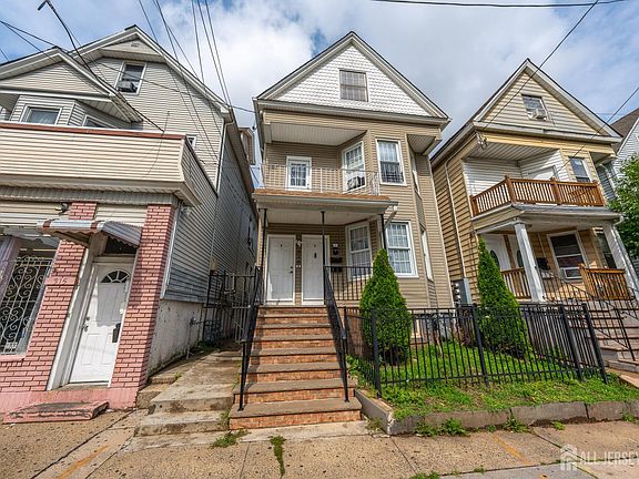 3rd image of 313 Washington Ave