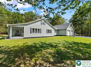 3191 Sussex Dr, Tobyhanna, PA 18466