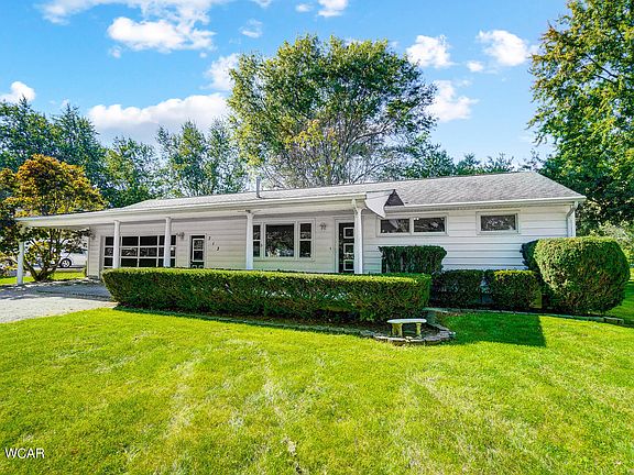 3rd image of 712 Hollar Ave