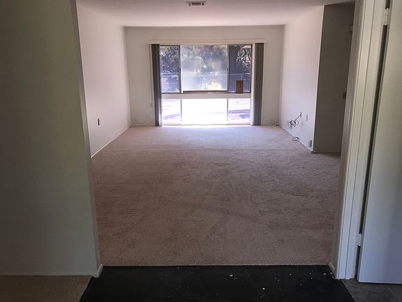 3rd image of 16887 Acena Dr