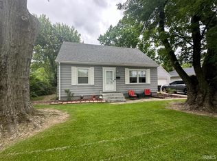 7402 Old Trail Rd, Fort Wayne, IN 46809