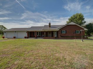 15300 Banyan Rd, Okmulgee, OK 74447