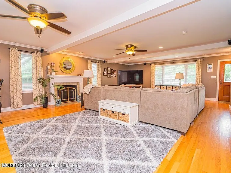1 Kari Ct — Photo 17