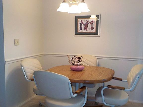 3rd image of 701 Barcelona Ave APT 205