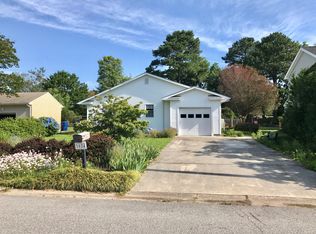 1624 Dearborn Dr, Virginia Beach, VA 23451