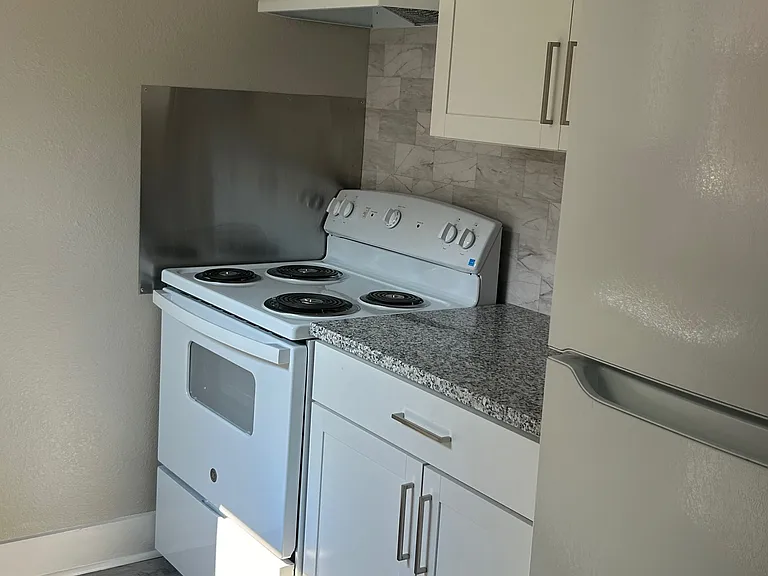 235 McMakin Dr #A — Photo 5