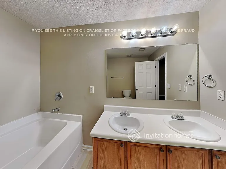 3105 Pebble Creek Ln — Photo 14
