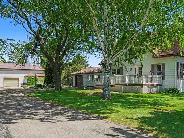 4250 Dickerson Rd, Akron, MI 48701