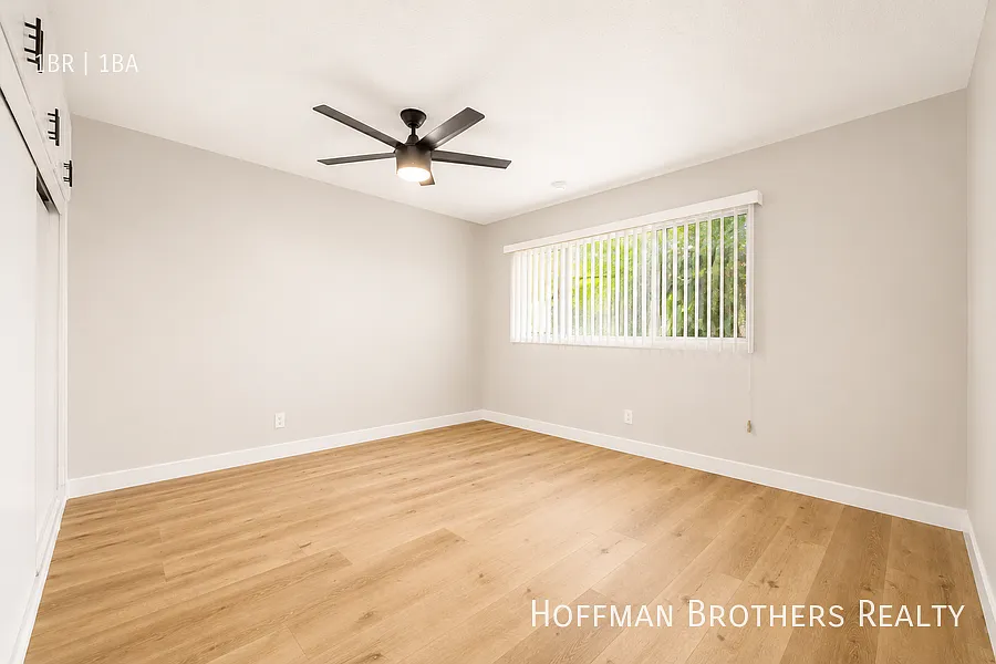 3878 S Potomac Ave Los Angeles, CA 90008 — Photo 4