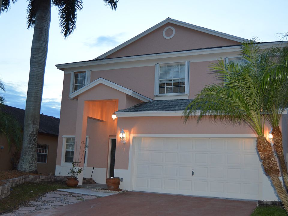1st image of 6240 Lansdowne Cir