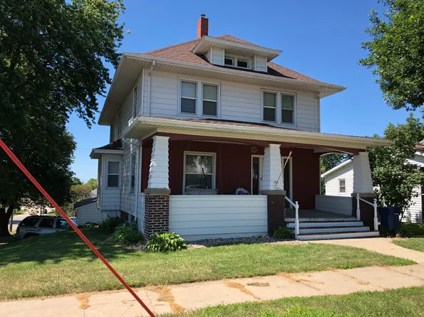 101 W 1st St, Mechanicsville, IA 52306