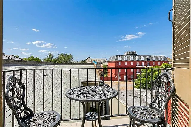 1 bed, 1.0 bath, 600 sqft, $1,500 — Photo 2