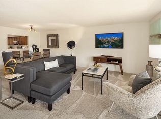 2920 76th Ave SE APT 109, Mercer Island, WA 98040