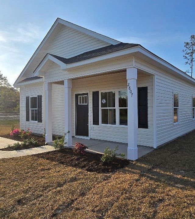 1st image of 2807 Willowdale Rd.