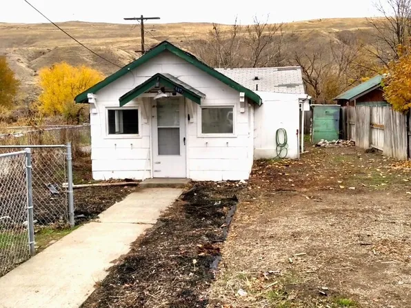 887 1st Avenue S, Okanogan, WA 98840