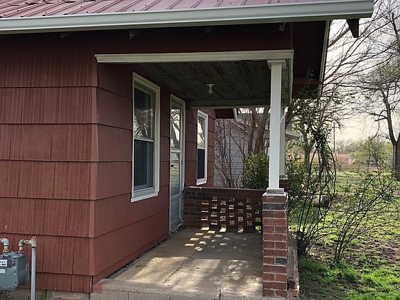 2nd image of 1629 E 3rd Ave