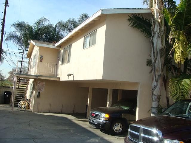 1st image of 8017 Comstock Ave APT A