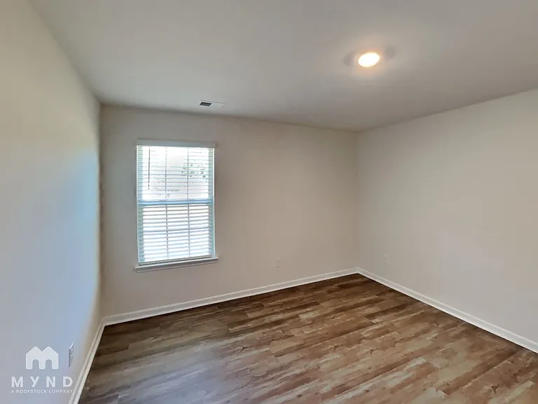 2259 Meadow Stream Dr — Photo 15