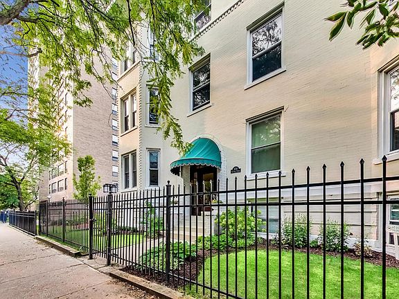2nd image of 808 W Belle Plaine Ave #1
